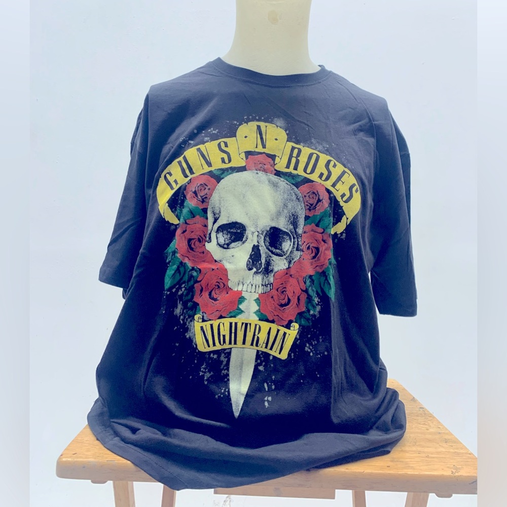 Guns and roses T-shirt